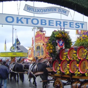 октоберфест 2025: ціни, програма, новинки